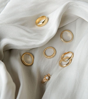 Zirconia Pebble ring gold