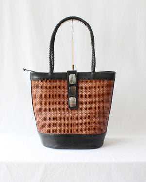 Cosmic Flap Rattan